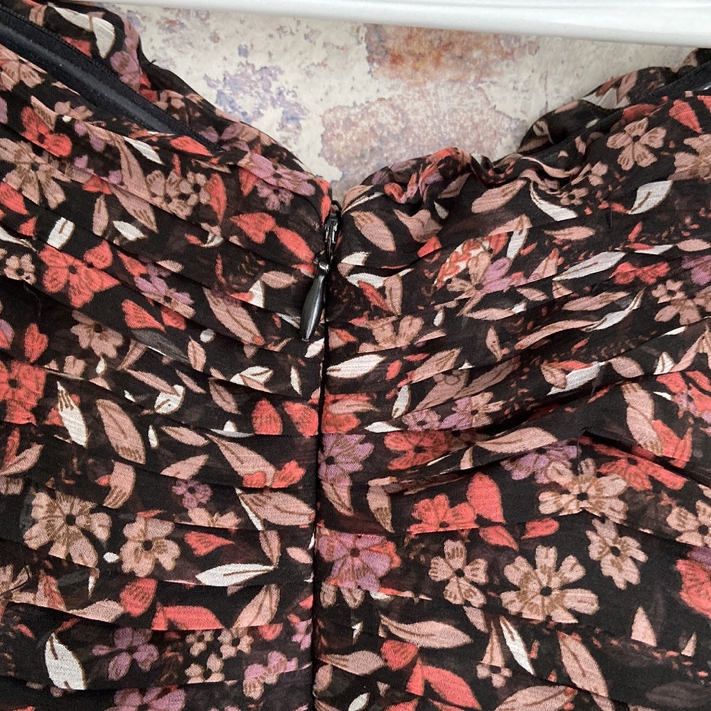 Le Chateau Maxi Dress - Picture 5 of 7